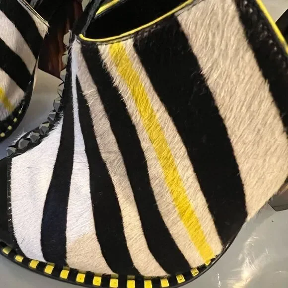 Jimmy Choo Sandals size us 6 - Picture 4 of 8